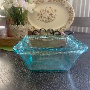 Glass bowl/Accent piece